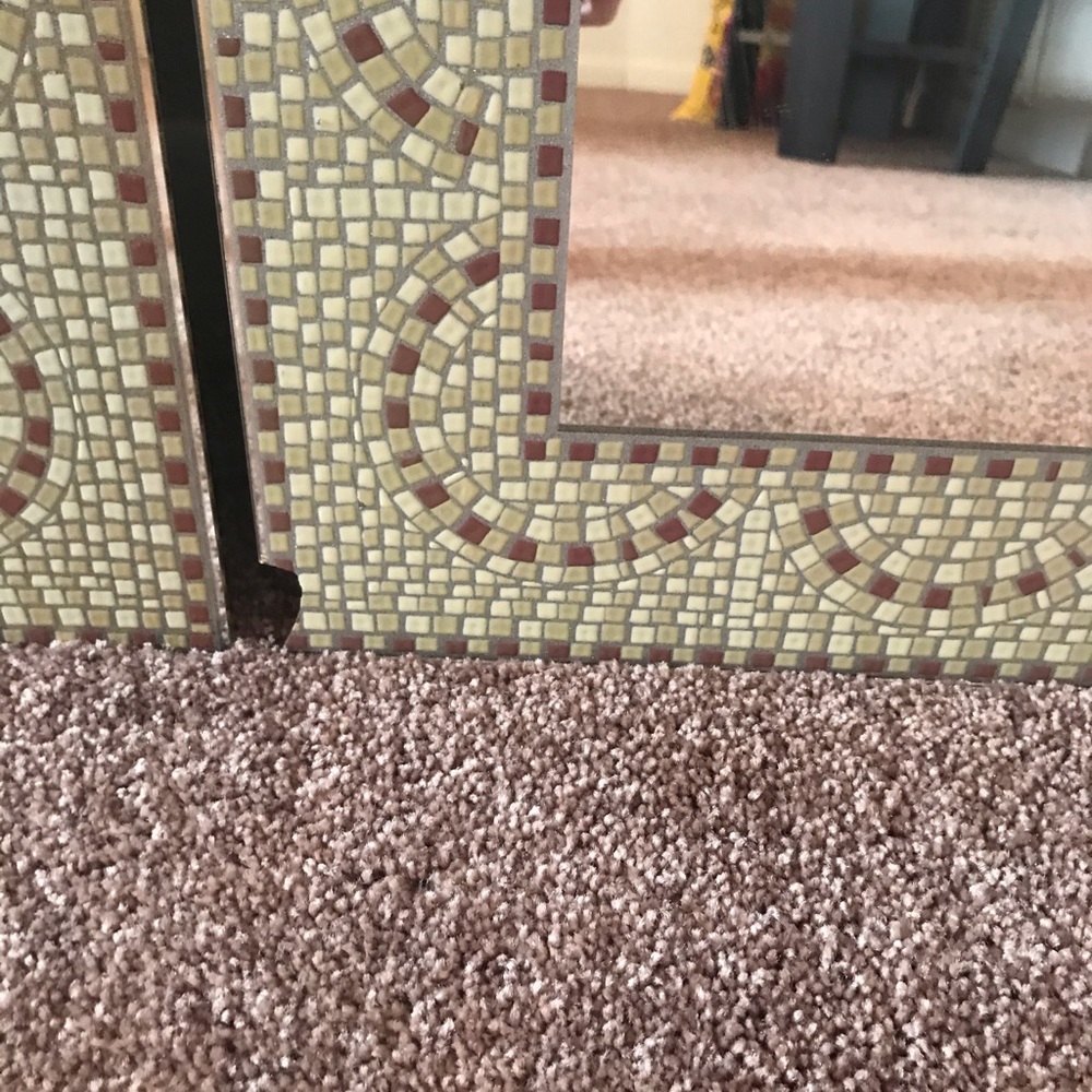 Mirrors - Picture 4 of 5